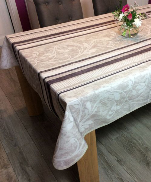 Vlekbestendig ovaal tafelkleed Arabesque
